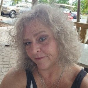 Meet your Posher, Teresa